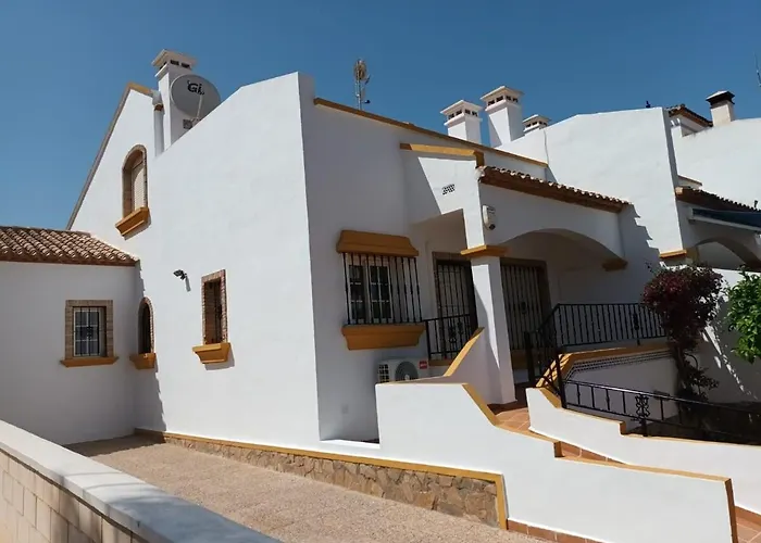 Dom wakacyjny 3 Bed Townhouse Overlooking Com Pool Ld314 *