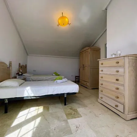 3 Bed Townhouse Overlooking Com Pool Ld314 بيت للعطل *