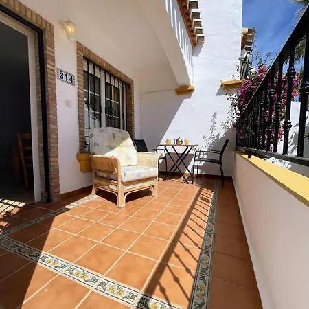 3 Bed Townhouse Overlooking Com Pool Ld314