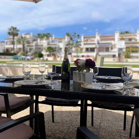 3 Bed Townhouse Overlooking Com Pool Ld314 Semesterbostad