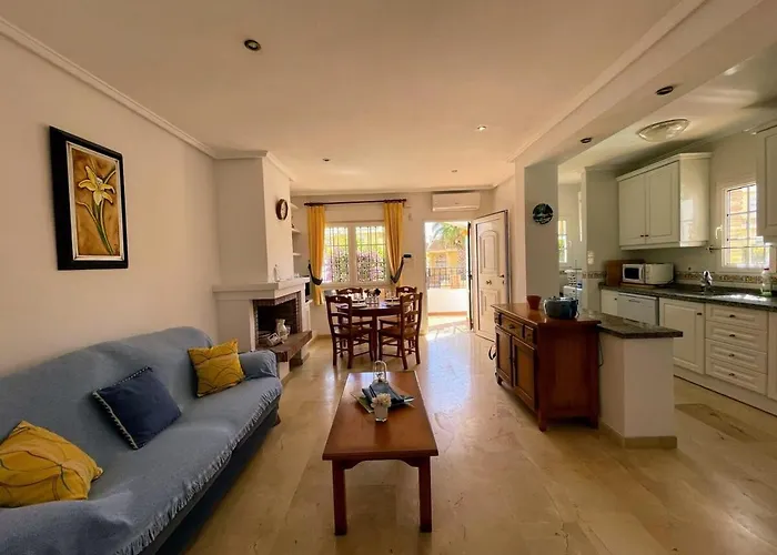 3 Bed Townhouse Overlooking Com Pool Ld314 Hébergement de vacances